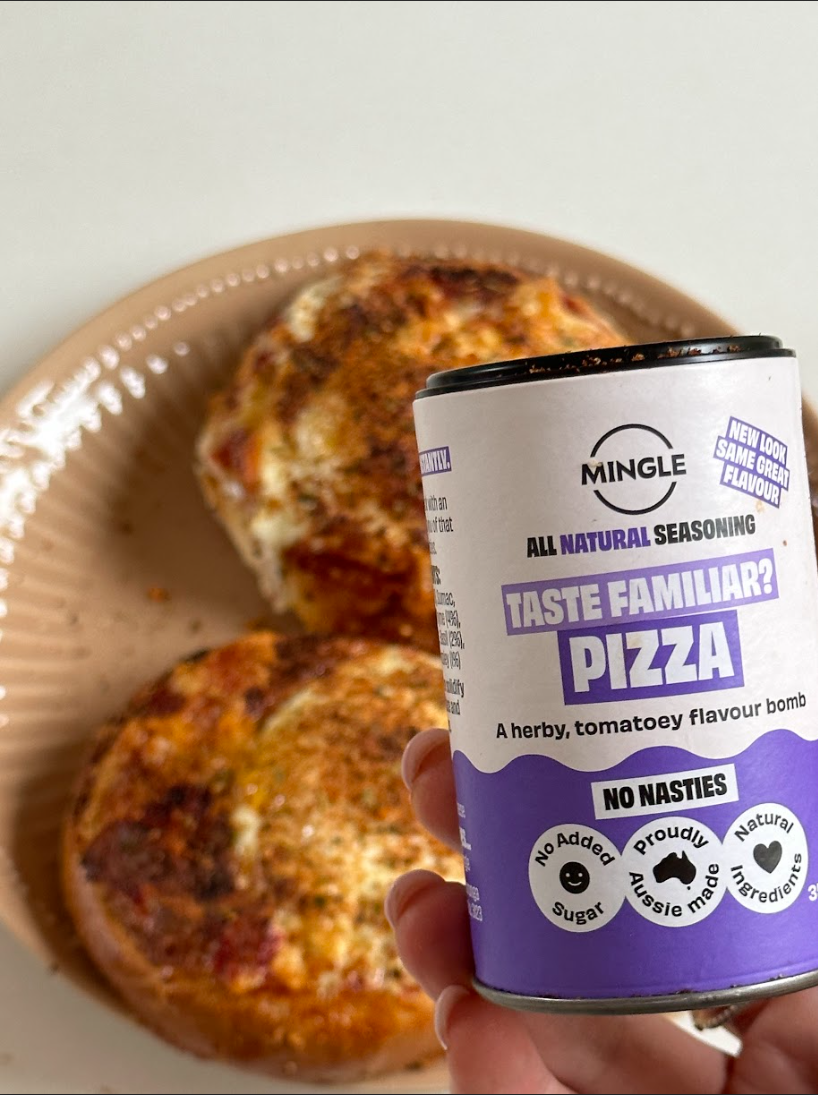 Wake Up with Mingle's Pizza Breakfast Bagels!