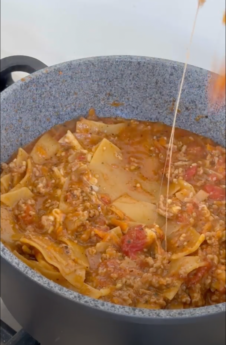 Mingle’s Frugal Feast: Trendy-setting Lasagna Soup!