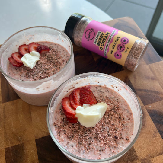 Berries and Cream Cheesecake Overnight Oats