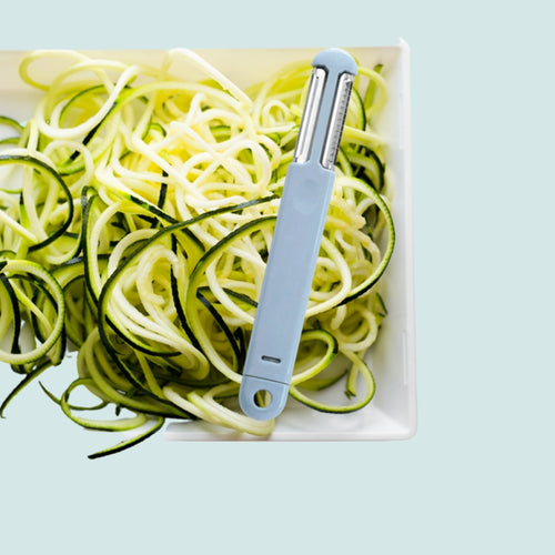 3 IN 1: GRATER, VEGETABLE PEELER & KNIFE